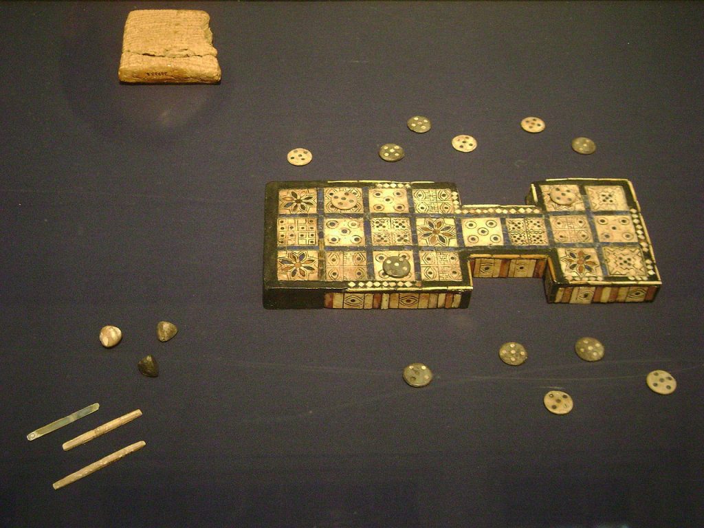 Königsspiel von Ur, Spiel der zwanzig Quadrate, 2.600 v. Chr.